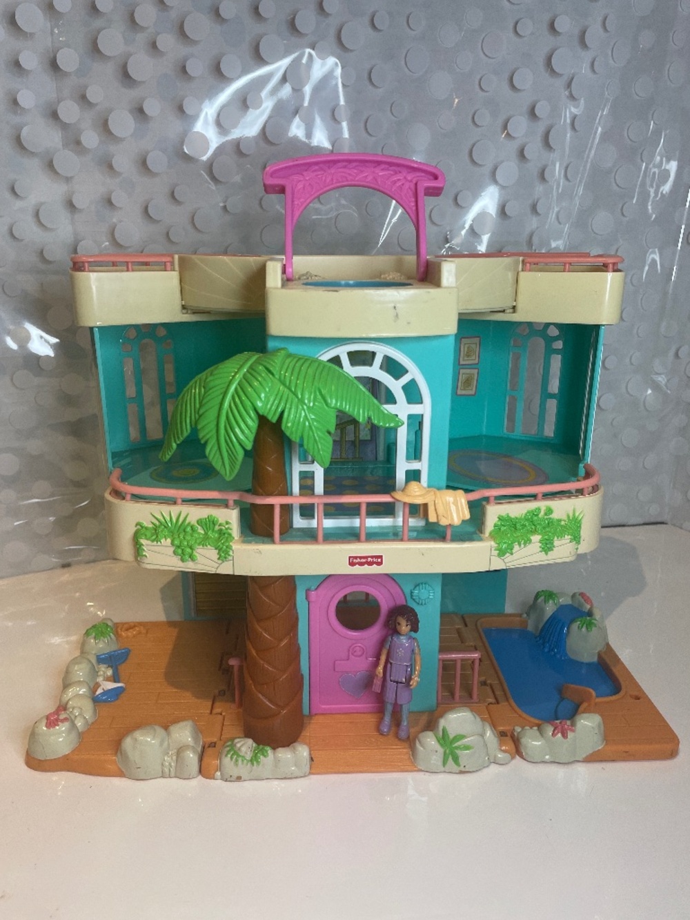 Vintage Fisher Price Sweet Streets 🏝Beach House Loving Family Play House Set